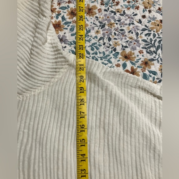 Scuba Crop Turtle Neck Top - Picture 7 of 9